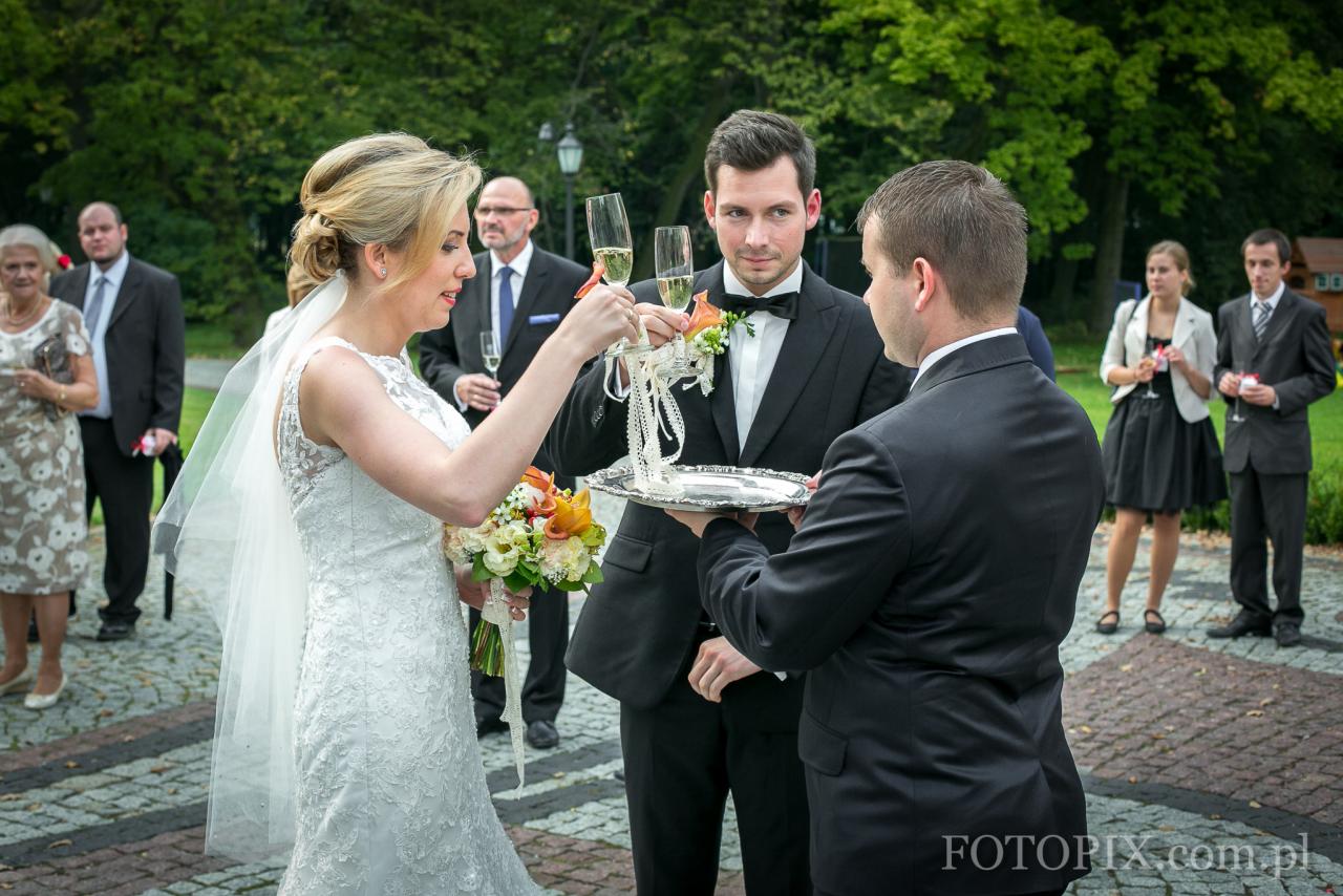 Yuliya i Mikołaj - Foto Ślubne Tłokinia Kościelna